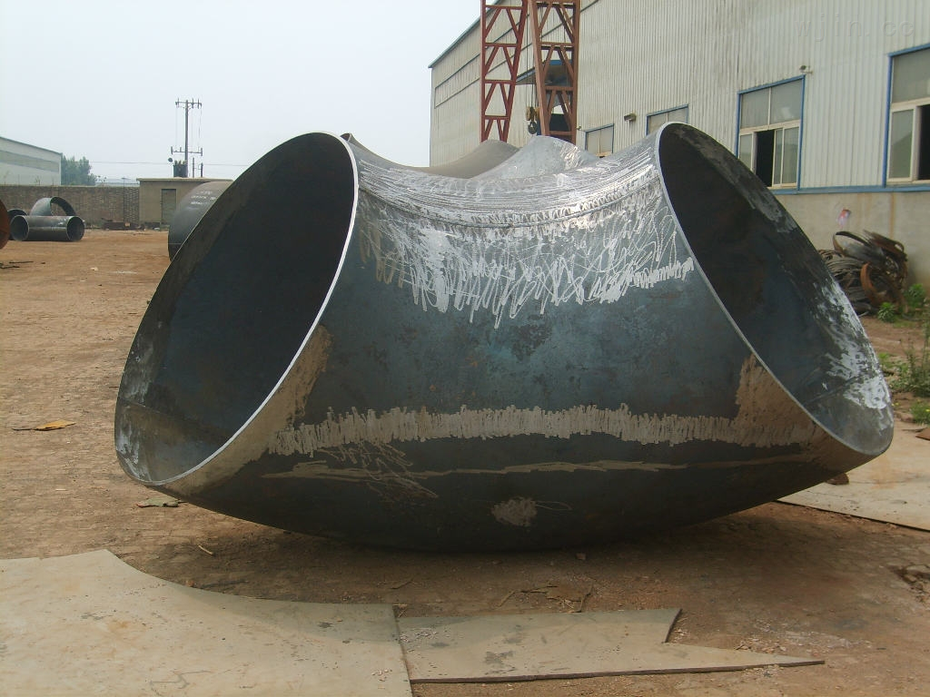 專業生產蝦米腰彎頭、大型對焊彎頭、焊接彎頭在排水系統中的應用與優勢